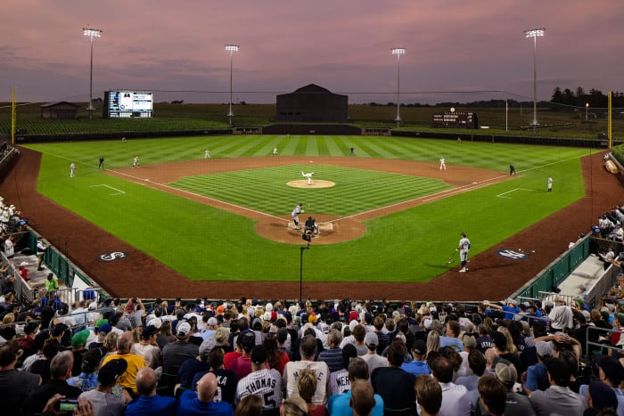 field-of-dreams-sunset